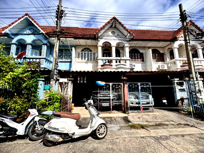 ทาวน์โฮม ถนนเทพรักษ์ : ขายทาวน์เฮ้าส์ 2 ชั้น หมู่บ้านเสนาวิลล่า3 ซอยคู้บอน27แยก10 **น่าลงทุน** (N.1933)
