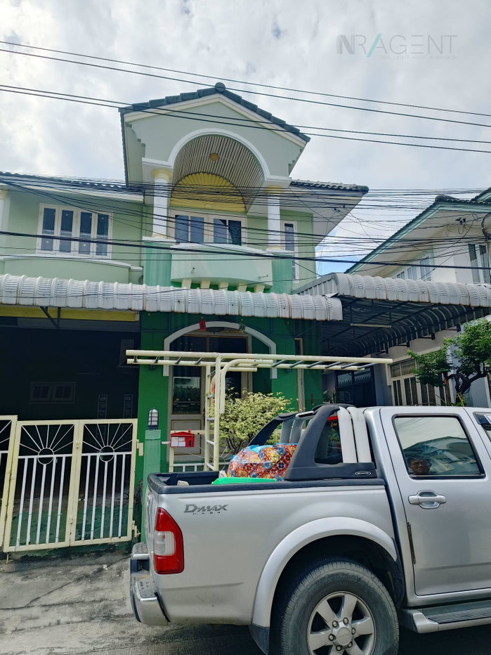 รูป 📌 ขายบ้านแฝด โครงการ ลัลลี่ วิลล์ ศรีนครินทร์-เทพารักษ์ 2 ชั้น 3 ห้องนอน 2 ห้องน้ำ - รูปที่ 1/8