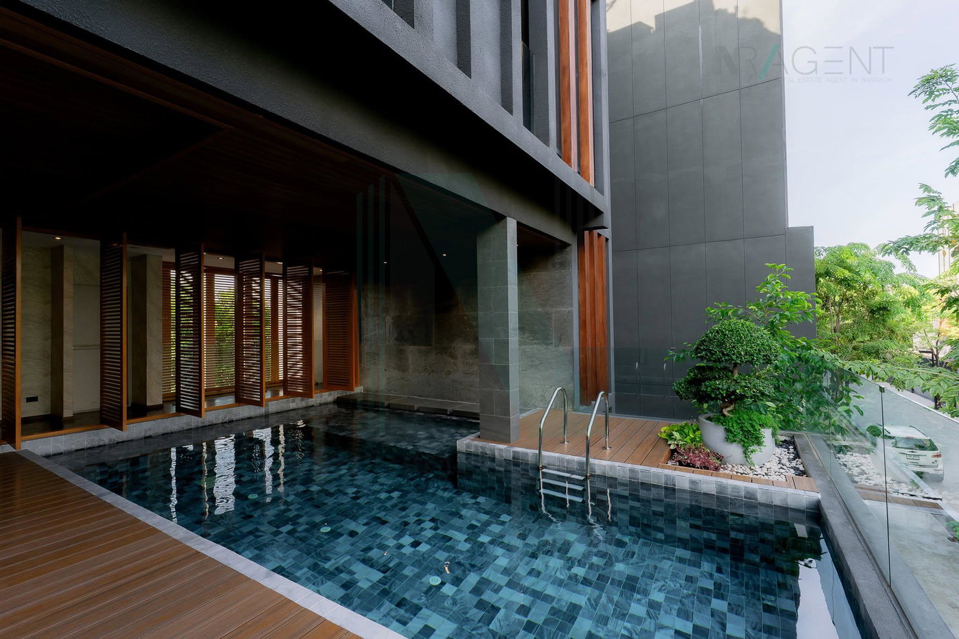 รูป 📌 ให้เช่าบ้านเดี่ยว 4 ชั้น ไบบิวรี่ วิลเลจ ศรีนครินทร์ 5 ห้องนอน 7 ห้องน้ำ - รูปที่ 2/8