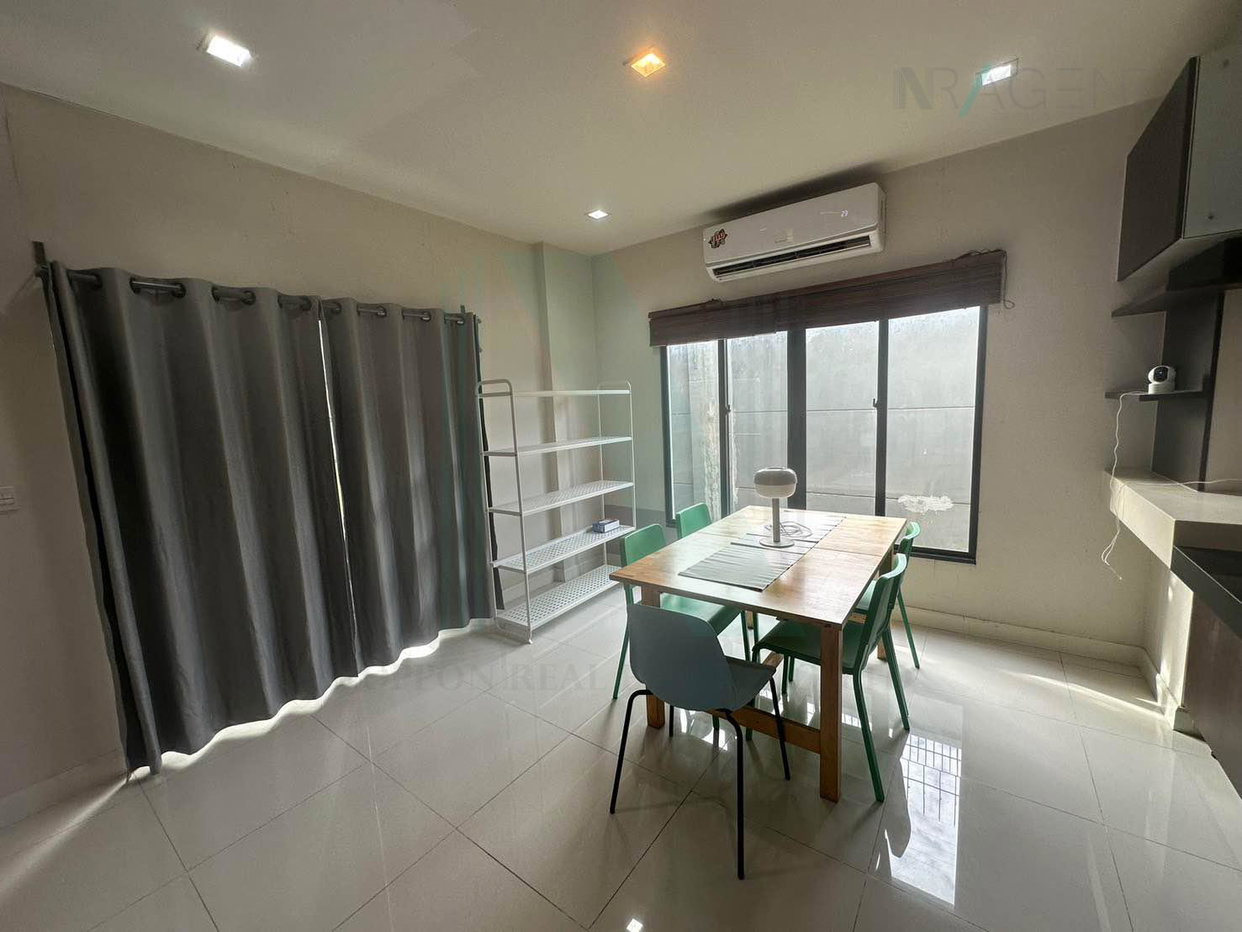 รูป 📌 ให้เช่าบ้านเดี่ยว 2 ชั้น เศรษฐสิริ ศรีนครินทร์-พระราม 9 3 ห้องนอน 3 ห้องน้ำ - รูปที่ 4/8