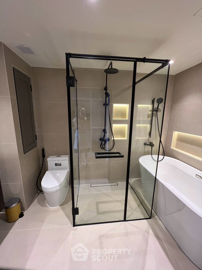 picture 236 Sqm 4-BR Condo At DS Tower 1 Near BTS Phrom Phong (ID 3182121) - 14/20