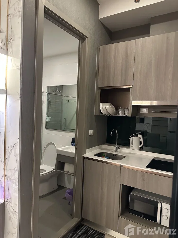 picture 🌟 High-End Bangkok Oasis: Smart 1-Bed + Flex Room at On Nut 6667601 - 6/19
