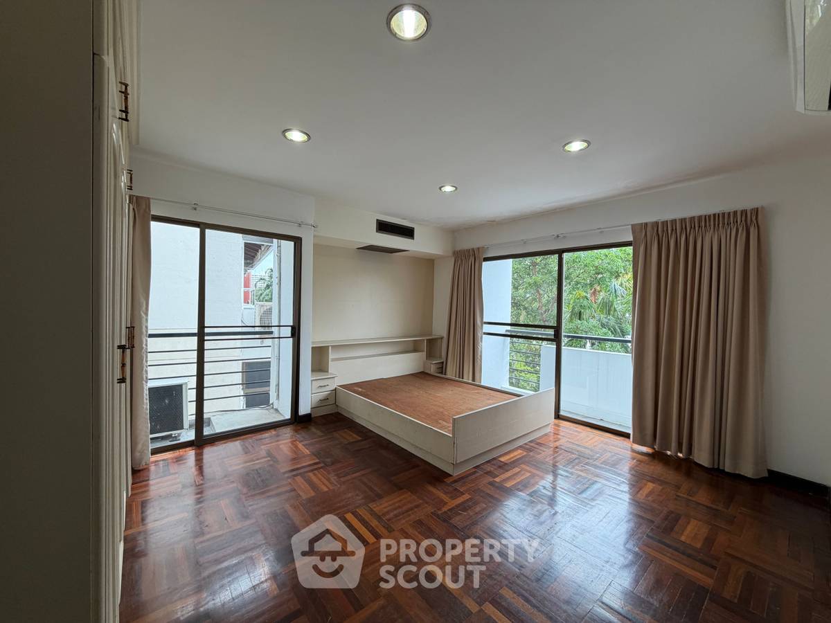 รูป คอนโด 2 ห้องนอน ขาย ที่ SP Mansion Thonglor 8 ใกล้ BTS ทองหล่อ (ID 3111973) - รูปที่ 5/11