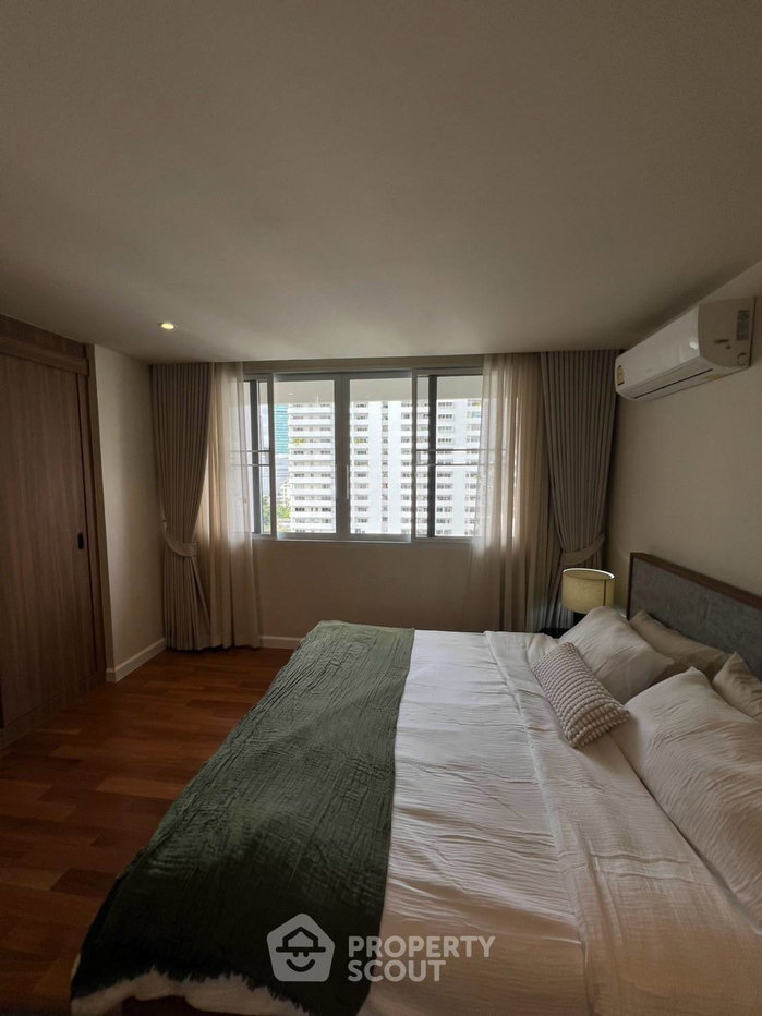 picture 236 Sqm 4-BR Condo At DS Tower 1 Near BTS Phrom Phong (ID 3182121) - 17/20