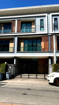 Townhouses for sale Bangna Commercial College : 📌 For Sell Town house BAAN CHAYADA @WORK 3-story 4 bedroom 5 bathroom