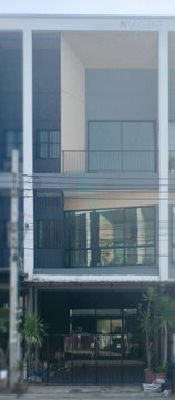📌 ขายทาวน์โฮม โครงการ นลิน แกรนด์ อเวนิว วงแหวน-พระราม 9 3 ชั้น 3 ห้องนอน 4 ห้องน้ำ