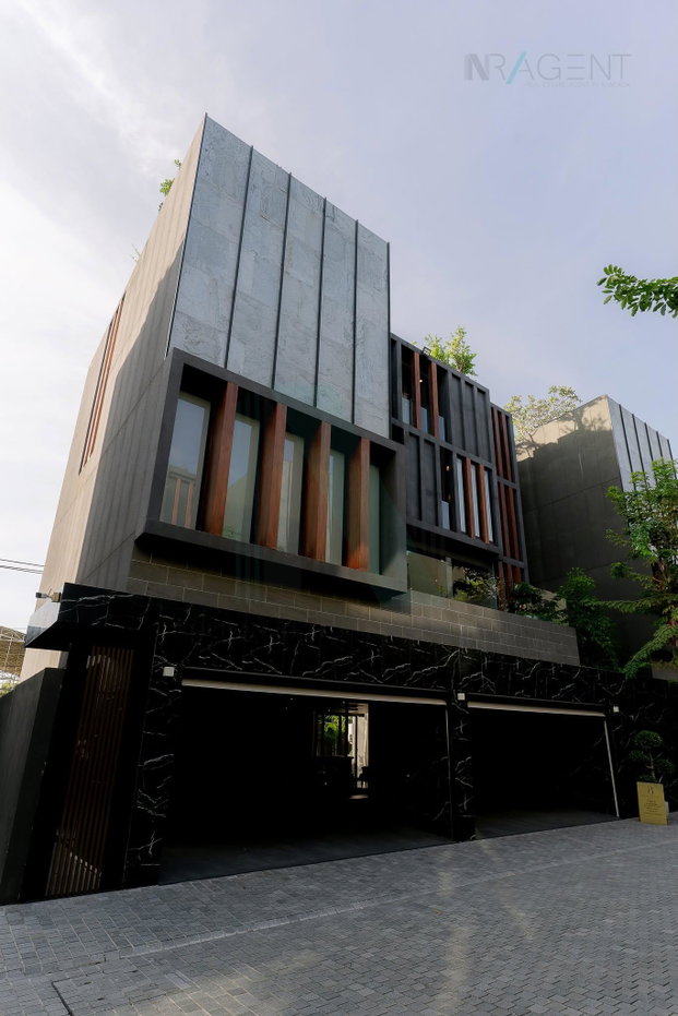รูป 📌 ให้เช่าบ้านเดี่ยว 4 ชั้น ไบบิวรี่ วิลเลจ ศรีนครินทร์ 5 ห้องนอน 7 ห้องน้ำ - รูปที่ 3/8