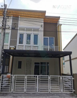 📌 ขายทาวน์เฮาส์ โครงการ โกลเด้น ทาวน์ บางนา-กิ่งแก้ว 2 ชั้น 4 ห้องนอน 3 ห้องน้ำ