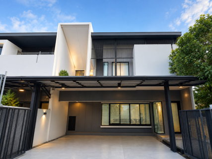 รูปภาพ Townhouse for rent at Vive Bangna Km.7