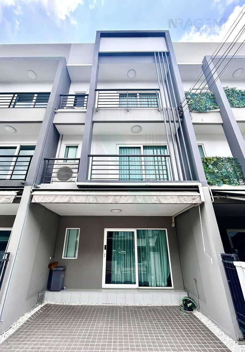 ขายทาวน์โฮม : 📌 ขายทาวน์โฮมโครงการ บ้านกลางเมือง สวนหลวง 3 ชั้น 3 ห้องนอน 3 ห้องน้ำ