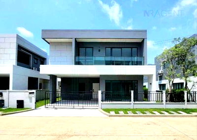 ขายบ้านเดี่ยว : 📌 ขายบ้านเดี่ยว 2 ชั้น โครงการ เซนโทร บางนา 4 ห้องนอน 4 ห้องน้ำ