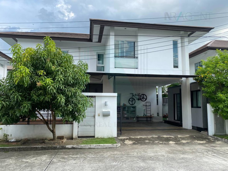 ขายบ้านเดี่ยว : 📌 ขายบ้านเดี่ยว โครงการ เนอวานา บียอนด์ ไลท์ พระราม 9 2 ชั้น 3 ห้องนอน 3 ห้องน้ำ
