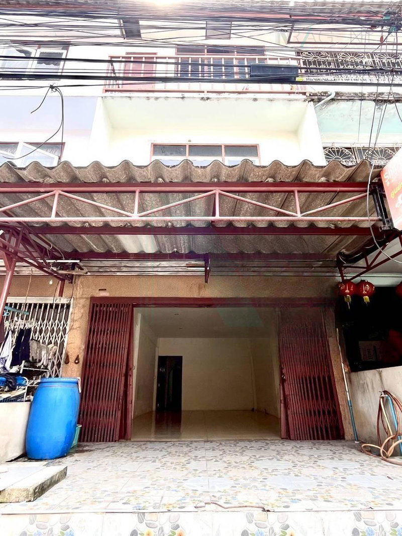 Townhouses for sale : 📌 For Sell Town house SIAM NIWET 3-story 3 bedroom 2 bathroom