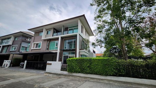 📌 ขายบ้านเดี่ยว โครงการ คาซ่า เลเจ้นด์ เกษตร-นวมินทร์ 3 ชั้น 6 ห้องนอน 7 ห้องน้ำ