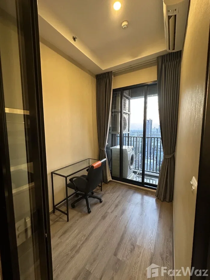 picture 🌟 High-End Bangkok Oasis: Smart 1-Bed + Flex Room at On Nut 6667601 - 9/19