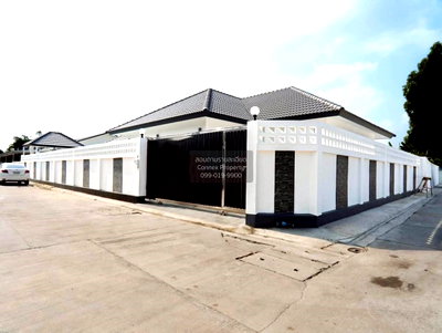 Houses for sale : For Sale House , Ratanakorn Village 18 , Nong Prue , Bang Lamung , Chon Buri , CX-159793 ✅ Live chat with us ADD LINE @connexproperty ✅