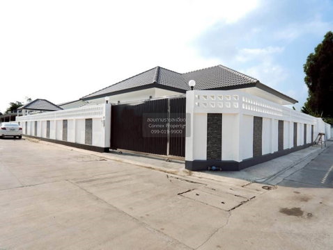 For Sale House , Ratanakorn Village 18 , Nong Prue , Bang Lamung , Chon Buri , CX-159793 ✅ Live chat with us ADD LINE @connexproperty ✅