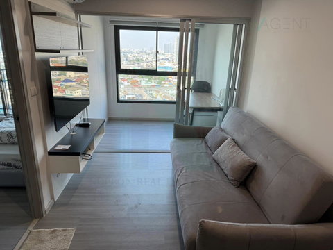 For rent condo THE PARKLAND CHARAN-PINKLAO Building C, Floor 18,1 bed room, Room size 35 sqm