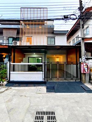 ทาวน์โฮม ถนนรัตนาธิเบศร์ : 📌 ขายทาวน์เฮาส์ โครงการ บ้านซื่อตรง โครงการจันทริน 2 ชั้น 3 ห้องนอน 2 ห้องน้ำ