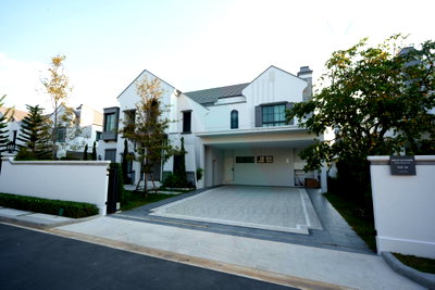 เช่าบ้านเดี่ยว มาร์เก็ต วิลเลจ สุวรรณภูมิ : 📌 ให้เช่าบ้านเดี่ยว 2 ชั้น นันทวัน บางนา กม.15 4 ห้องนอน 5 ห้องน้ำ