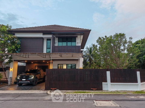 บ้าน 3 ห้องนอน ขนาด 200 ตร.ม. สำหรับขายใน Lake View Park Bangna (ID 3172957)