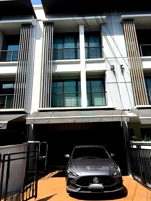Townhouses for rent Boromarajonani College Of Nursing Bamrasnaradura : 📌 For Rent 3-story Townhouse BAAN KLANG MUANG RATTANATHIBET 3 bedroom 3 bathroom
