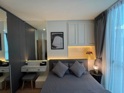 Nue District R9 Rama 9 ห้องสวย ราคาดี สอบถามเพิ่มเติมได้ที่ Line @condorental