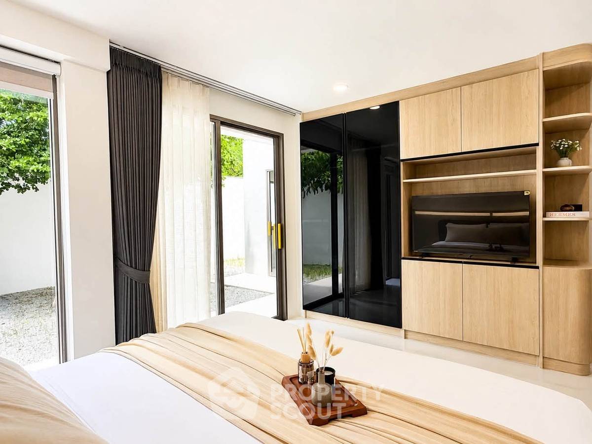 picture 322 Sqm 3-Bedroom Villa For Sale In Palai Chalong Phuket (ID 3182924) - 14/29