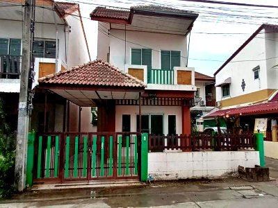 ทาวน์โฮม เมืองนนทบุรี นนทบุรี : ขายทาวน์เฮาส์ โครงการ เจดับบลิวคาซ่า 2 ชั้น 3 ห้องนอน 3 ห้องน้ำ