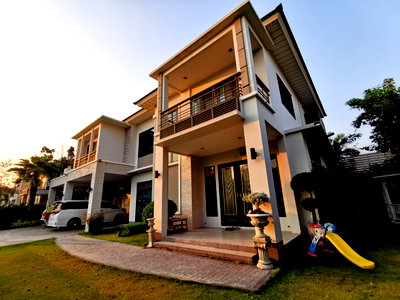 บ้านเดี่ยว ถนนกรุงเทพ-ชลบุรี มอเตอร์เวย์ : sss206 ขาย บ้านเดี่ยว Perfect Place สุขุมวิท 77 สุวรรณภูมิ มาสเตอร์พีช
