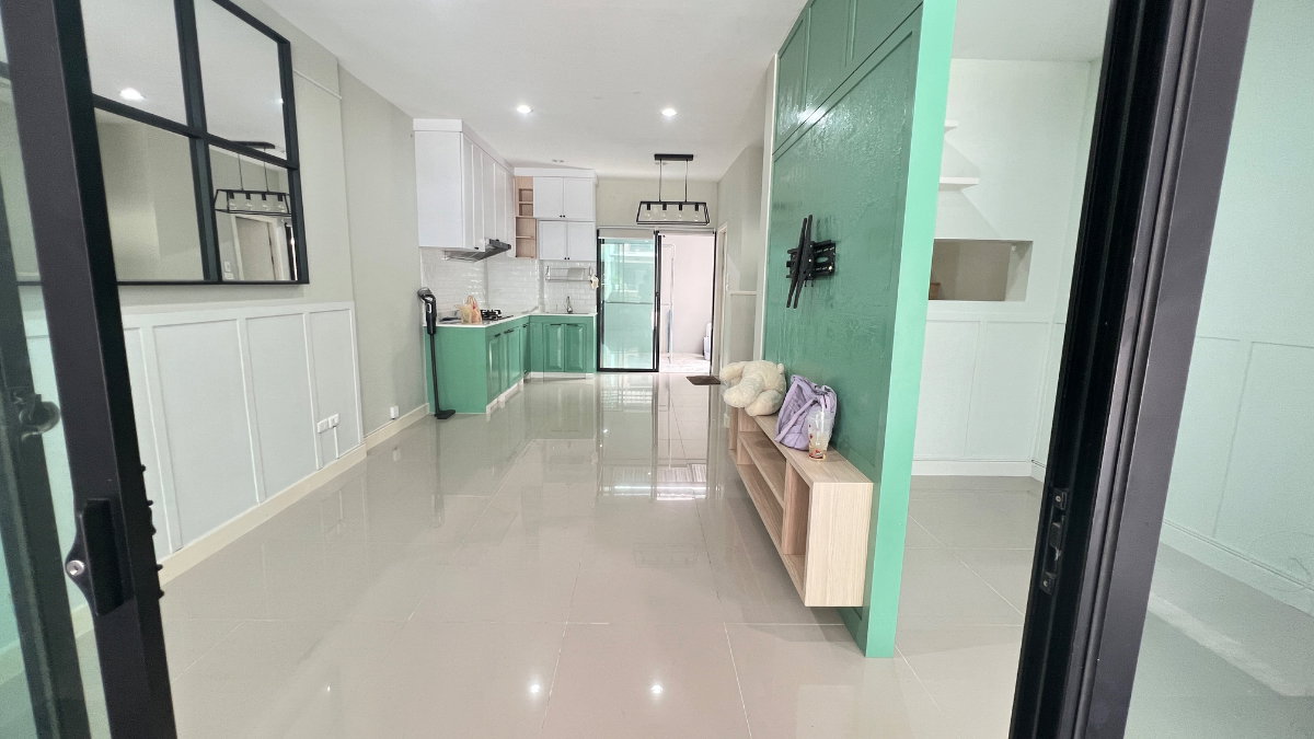 รูป ให้เช่าทาวน์โฮม 3ชั้น นลินอเวนิว 5 ทำเลรามอินทรา-มีนบุรี - รูปที่ 6/23