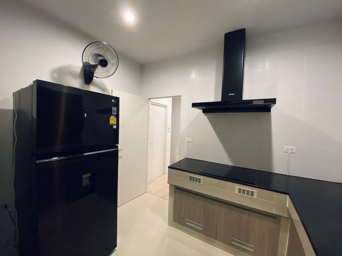 picture House for sale near Rangsit train stations and Bangpoon expressway - 15/16
