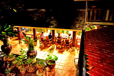 ขายกิจการ : บ้านพักสไตล์ไทยสมัยใหม่พร้อมร้านอาหารในสวนสวยร่มรื่น ในอำเภอน้ำแพร่ ตำบลหางดง จังหวัดเชียงใหม่