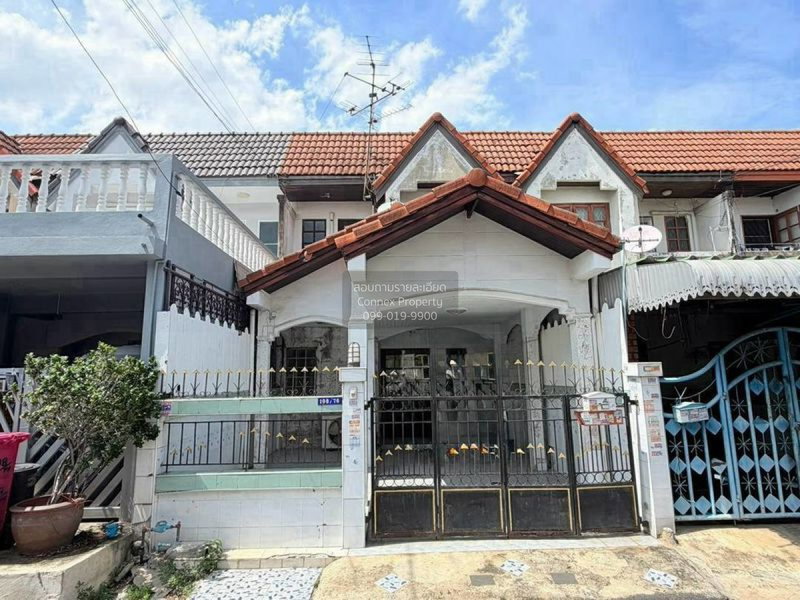 Townhouses for sale : For Sale Townhouse/Townhome , Baan Bua Thong 2 , newly renovated , Bang Rak Phatthana , Bang Bua Thong , Nonthaburi , CX-167682 ✅ Live chat with us ADD LINE @connexproperty ✅