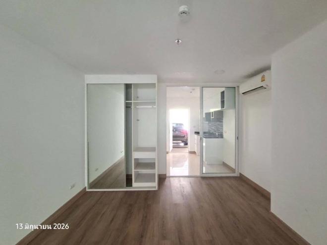 picture OFFICE 38.58 Sq.w. Bang Phlat Bangkok for 2.4M - 8/33