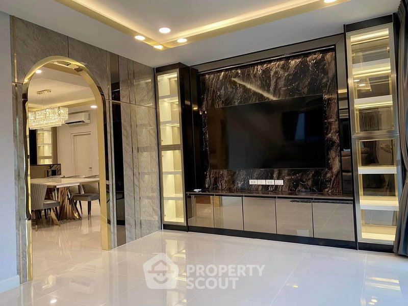 Houses for sale : Spacious 4-BR 298 Sqm House For Sale At Centro Bangna (ID 3187099)