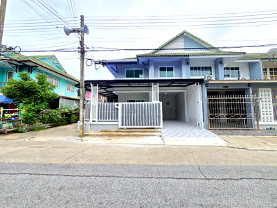 ขายทาวน์โฮม : หมู่บ้านพฤกษา12 หลังมุม ถนนรังสิต-นครนายก รังสิต-คลองสาม คลองหลวง ปทุมธานี ซ.6/4 ทิศเหนือ ทาวน์เฮ้าส์ รีโนเวทใหม่ ทำเลดี