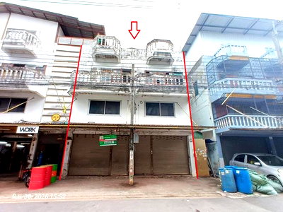 Shophouses for sale Srinakarin-Romklao Road : SHOP HOUSE 44 Sq.w. Lat Krabang Bangkok for 4.2M