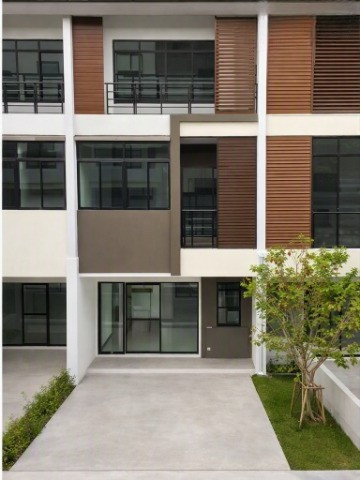 Victoria Garden 500 m. Phetkasem 69, townhome for rent, 3 floors, 19 sq m, 222 sq m, 3 bedrooms, 3 bathrooms, near Big C Phetkasem.
