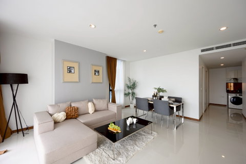 🔥 FOR SALE:UP Ekkamai – UP Ekkamai Condominium | Near BTS Ekkamai