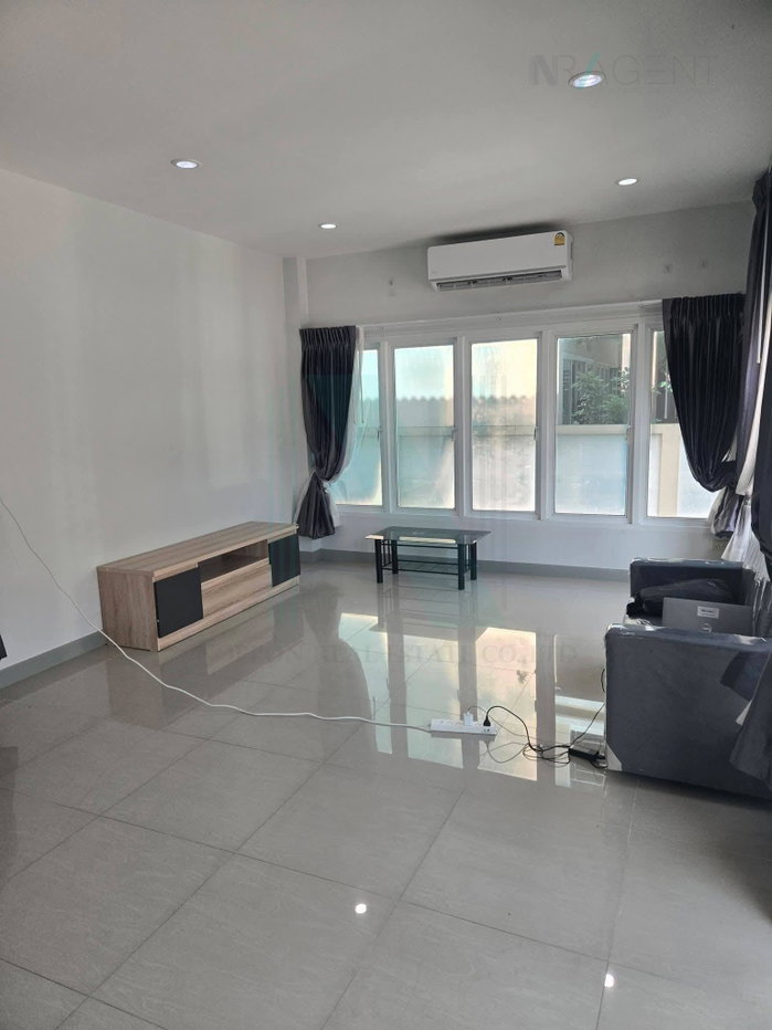รูป 📌 ขายบ้านแฝด โครงการ บ้านพรหมศิริ เพชรเกษม 77 2 ชั้น 4 ห้องนอน 3 ห้องน้ำ - รูปที่ 3/8