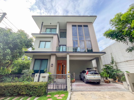 รูปภาพ P0869/บ้านเดี่ยว โครงการ Soul Ekamai-Ladprao by AP Minimal Luxury ย่านลาดพร้าว 112 | 4 ห้องนอน 6 ห้องน้ำ | 331 ตร.ม. | 95,000 บาท/เดือน
