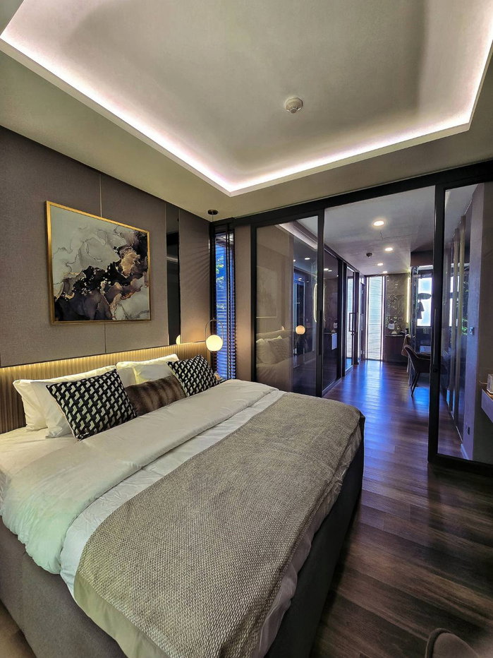 picture Luxury Penthouse Condominium for Rent – Prime Location Opposite Central Si Racha - 11/22
