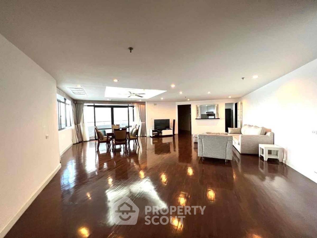 รูป 3 ห้องนอน 250 ตร.ม. Lakeshore West Condominium Nichada Thani (ID 2043960) - รูปที่ 9/9