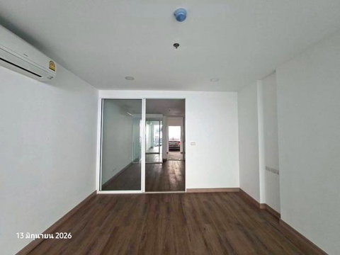 OFFICE 38.62 Sq.w. Bang Phlat Bangkok for 3.5M