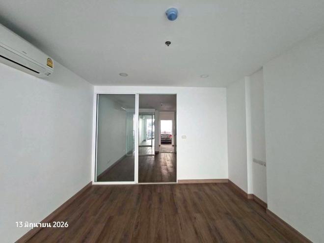 ขายสำนักงาน : ห้องชุดสำนักงาน 38.62 ตร.วา ชาโตว์ อินทาวน์ พระราม 8 เขตบางพลัด กรุงเทพมหานคร 2.7M