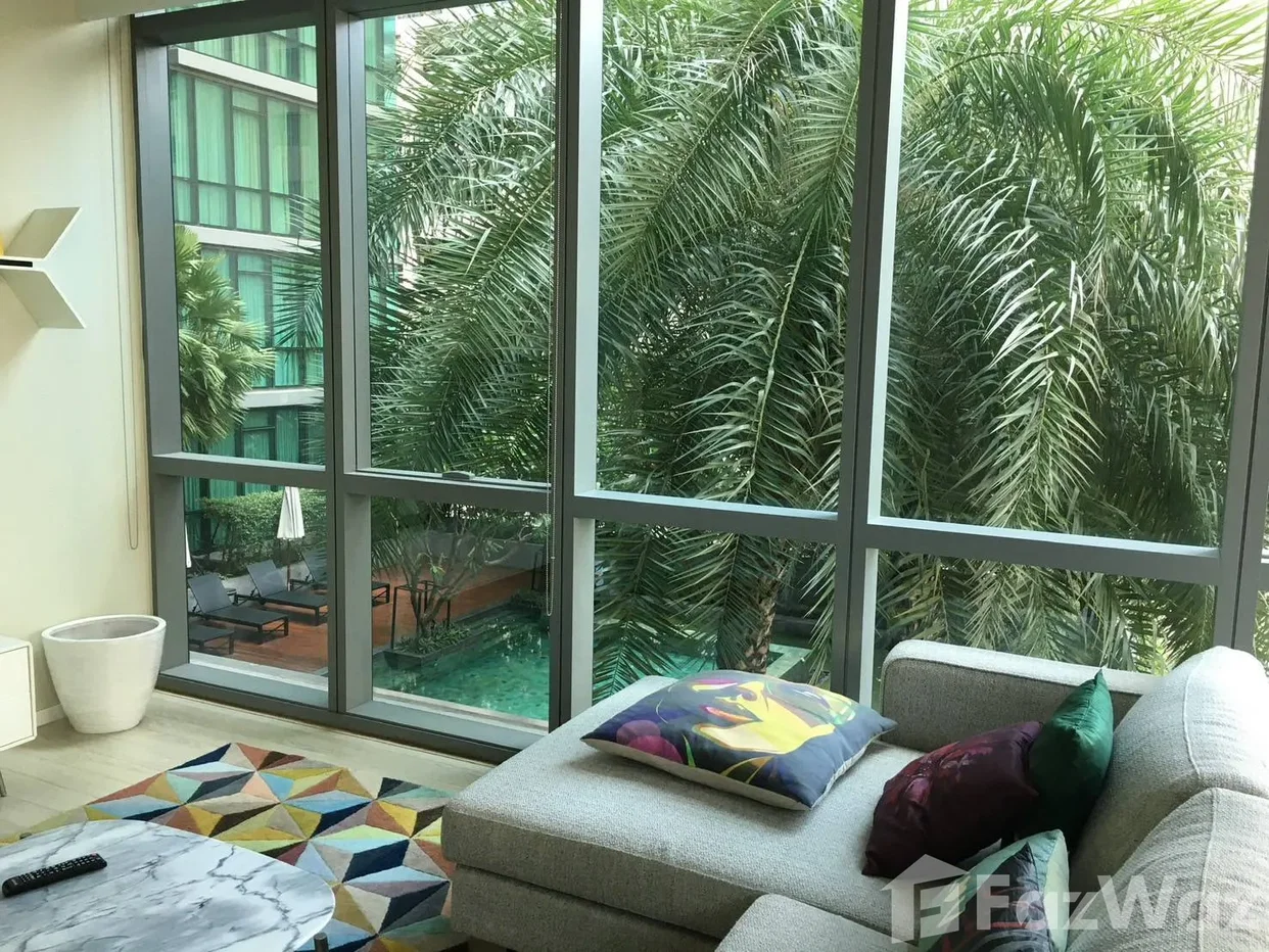 รูป คอนโดให้เช่า 2 ห้องนอน ในโครงการ เดอะ รูม สุขุมวิท 21 5719569 - รูปที่ 1/12