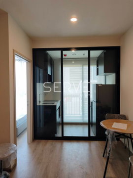 1 Bed Large Room City View Fully furnished New Condo Good Lacation Close To MRT Phra Ram 9 220 m. @ NUE District R9