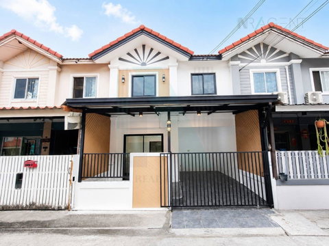 📌 ขายทาวน์เฮาส์ โครงการ บ้านพฤกษา 33 บางบัวทอง 2 ชั้น 3 ห้องนอน 2 ห้องน้ำ
