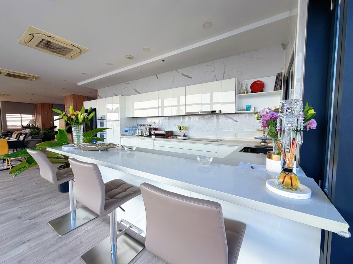 รูป ขายคอนโดมิเนียม Circle Living Prototype พื้นที่ทั้งชั้น 43 ของโครงการ พร้อมวิวเมืองกรุงเทพฯ 412 ตรม ระเบียง 200 ตรม - รูปที่ 10/34
